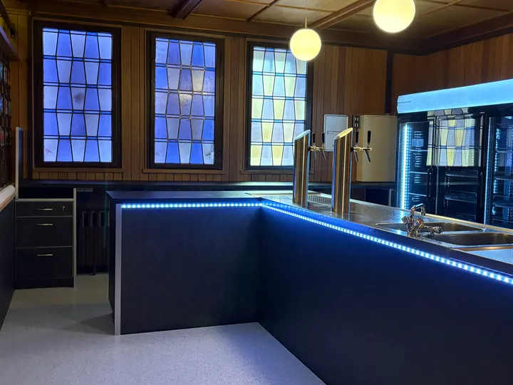 Modernisierte Theke im Kulturhaus Lauscha
